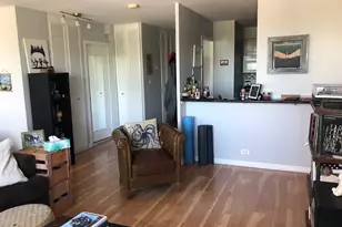 [Address not provided], Chicago, IL 60613 - Photo 8