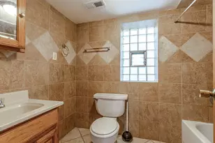 7408 W Addison St, Chicago, IL 60634 - Photo 16