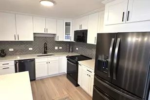 375 Plum Creek Dr, Wheeling, IL 60090 - Photo 32