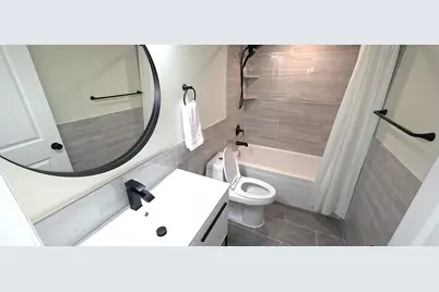 375 Plum Creek Drive #412, Wheeling, IL 60090 - Photo 10