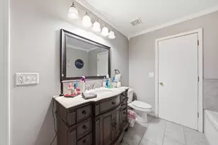 2450 Saddle Ridge Dr, Joliet, IL 60432 - Photo 20