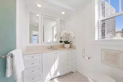2440 N Lakeview Avenue #11E, Chicago, IL 60614 - Photo 12