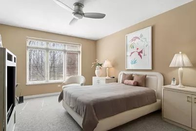 425 Benjamin Drive #202, Vernon Hills, IL 60061 - Photo 18