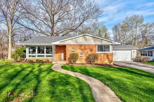 1218 Gladys Ave, Morris, IL 60450 - Photo 1