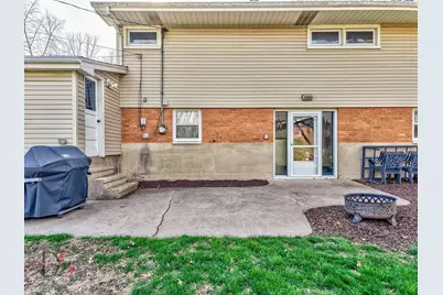 1218 Gladys Avenue, Morris, IL 60450 - Photo 10