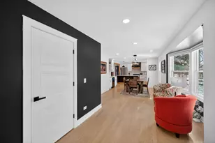 221 Olesen Dr, Naperville, IL 60540 - Photo 16