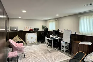 8113 Carlisle Dr, Hanover Park, IL 60133 - Photo 20