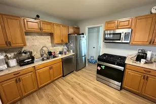 8113 Carlisle Dr, Hanover Park, IL 60133 - Photo 8