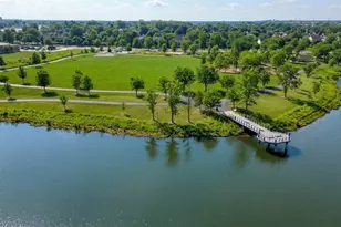 308 Sandpebble Ln, Aurora, IL 60504 - Photo 32