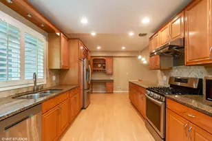 50 Cedar Ln, Lincolnshire, IL 60069 - Photo 6