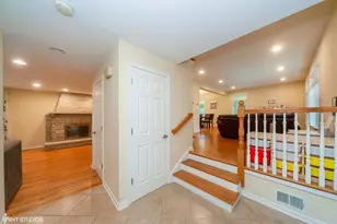 50 Cedar Ln, Lincolnshire, IL 60069 - Photo 4