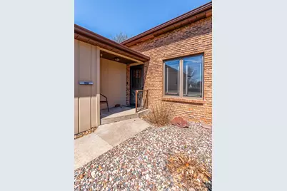 4231 26th Avenue #0, Moline, IL 61265 - Photo 2