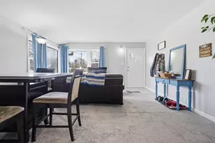 739 Hale St, Normal, IL 61761 - Photo 10