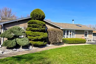 19216 John Kirkham Dr, Romeoville, IL 60446 - Photo 2