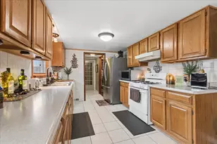 19216 John Kirkham Dr, Romeoville, IL 60446 - Photo 10