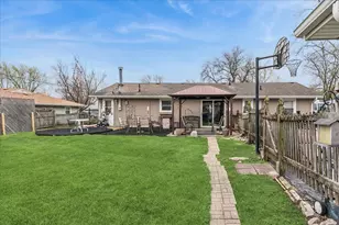 19216 John Kirkham Dr, Romeoville, IL 60446 - Photo 18