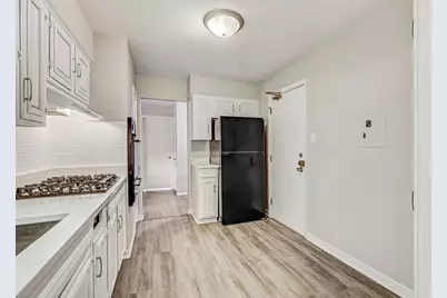 8864 Northshore Drive #1A, Des Plaines, IL 60016 - Photo 6