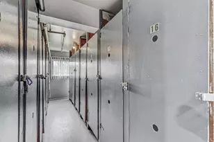 8864 Northshore Dr, Des Plaines, IL 60016 - Photo 20