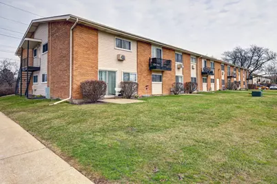 8864 Northshore Drive #1A, Des Plaines, IL 60016 - Photo 2