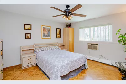 [Address not provided], Des Plaines, IL 60016 - Photo 12