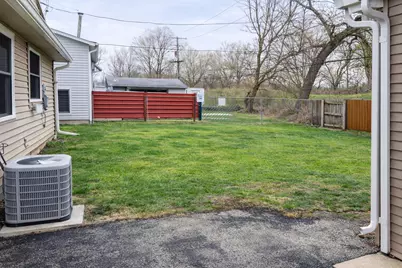 222 Harrison Street, Carpentersville, IL 60110 - Photo 12