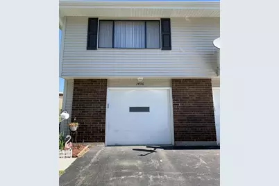 1436 Millbrook Court #1436, Schaumburg, IL 60193 - Photo 2