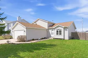 5411 Meadowbrook St, Plainfield, IL 60586 - Photo 1