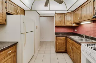 9520 Mayfield Ave S, Oak Lawn, IL 60453 - Photo 8