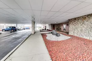 9520 Mayfield Ave S, Oak Lawn, IL 60453 - Photo 4