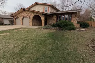 516 Ca Crest Dr, Shorewood, IL 60404 - Photo 4