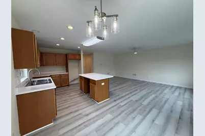 922 Bergera Street W, Braidwood, IL 60408 - Photo 8