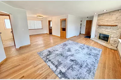 1615 26th Street, Rockford, IL 61108 - Photo 4