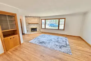 1615 26th St, Rockford, IL 61108 - Photo 6