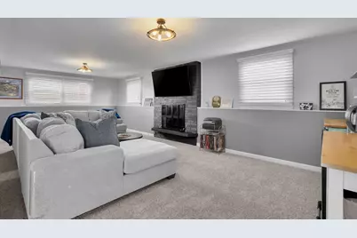 802 Timber Lane, Darien, IL 60561 - Photo 18