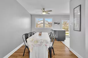 802 Timber Ln, Darien, IL 60561 - Photo 6