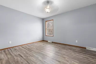 2523 Bluffside Drive, Rockford, IL 61109 - Photo 8