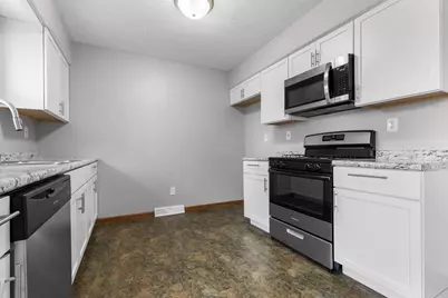 2523 Bluffside Drive, Rockford, IL 61109 - Photo 6