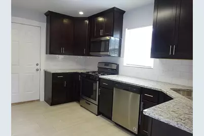 5354 W Byron Street #2, Chicago, IL 60641 - Photo 4