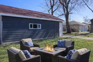 527 Gordon Ave, Calumet City, IL 60409 - Photo 2