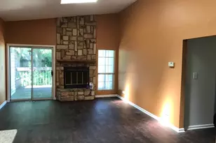 1751 Ranchview Dr, Naperville, IL 60565 - Photo 2