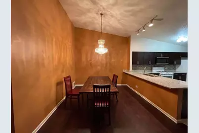 1751 Ranchview Drive, Naperville, IL 60565 - Photo 4