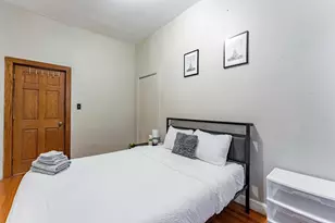 441 E 42nd St, Chicago, IL 60653 - Photo 8