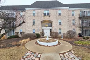 5001 Carriage Way Dr, Rolling Meadows, IL 60008 - Photo 1