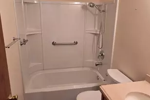 286 Nantucket Harbor, Schaumburg, IL 60193 - Photo 6