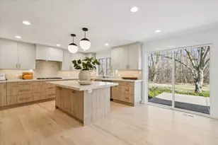 45 E Mallard Ln, Lake Forest, IL 60045 - Photo 12