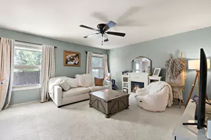 424 Big Cloud Pass, Lake in the Hills, IL 60156 - Photo 20