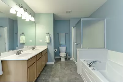 161 Springbrook Trail S, Oswego, IL 60543 - Photo 16