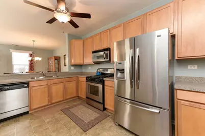 161 Springbrook Trail S, Oswego, IL 60543 - Photo 6