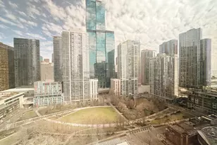 360 E Randolph St, Chicago, IL 60601 - Photo 12