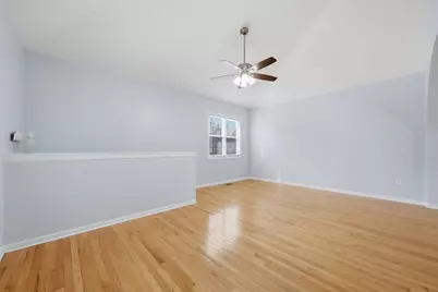 2125 W 18th Place #5, Chicago, IL 60608 - Photo 4